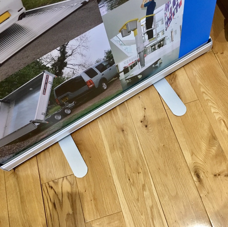 800mm Roller Banner Display Stand - Pop / Pull / Roll Up Exhibition Stand